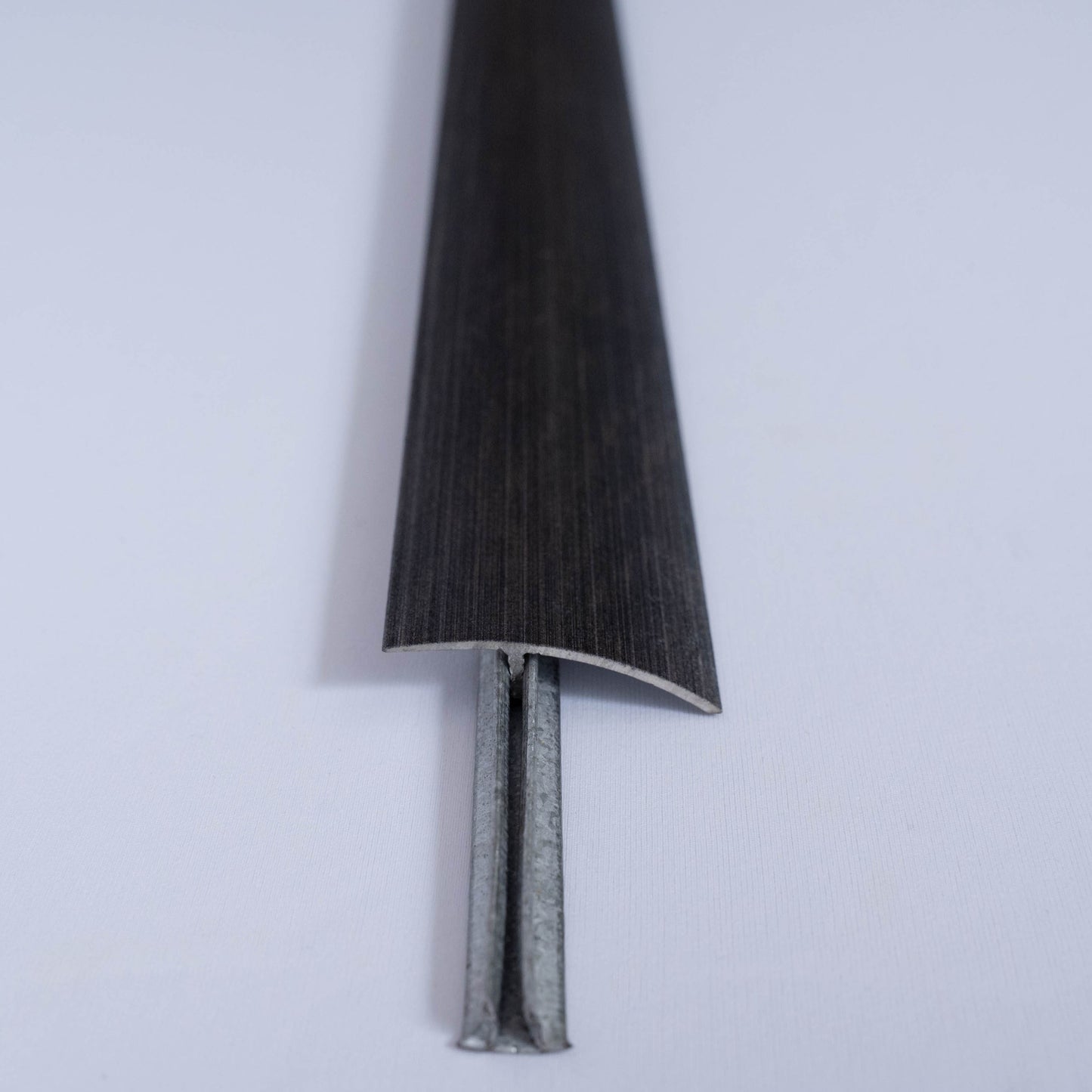 Perfil Redutor Laminado 8 mm Com Base Ébano - 2100mm Alumínio