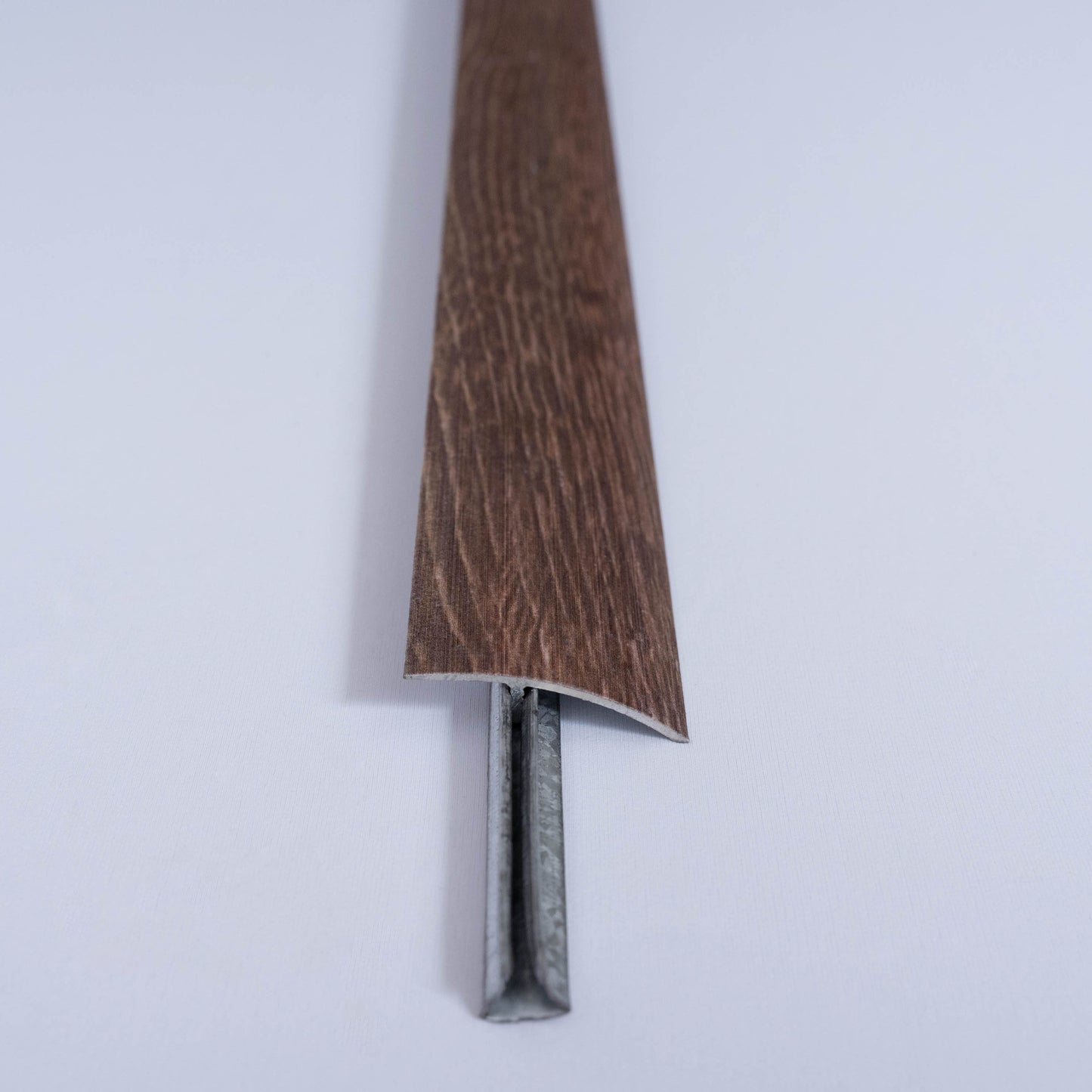 Perfil de Redutor Laminado 8 mm Com Base Ipe - 2100mm Alumínio