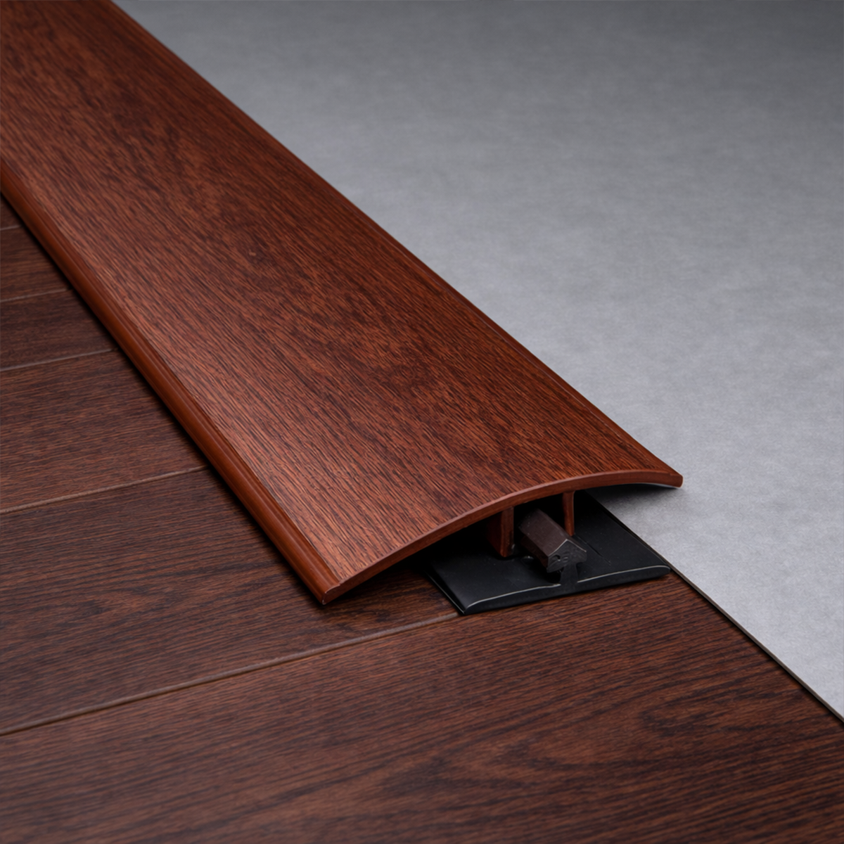 Perfil 3 em 1 Nogueira DesignFloor - acabamento elegante para piso laminado