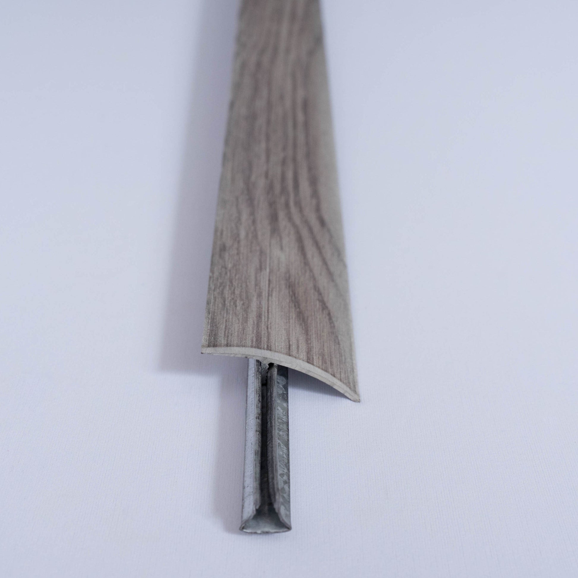 Perfil redutor laminado 8mm Teka DesignFloor - acabamento alumínio 2100mm